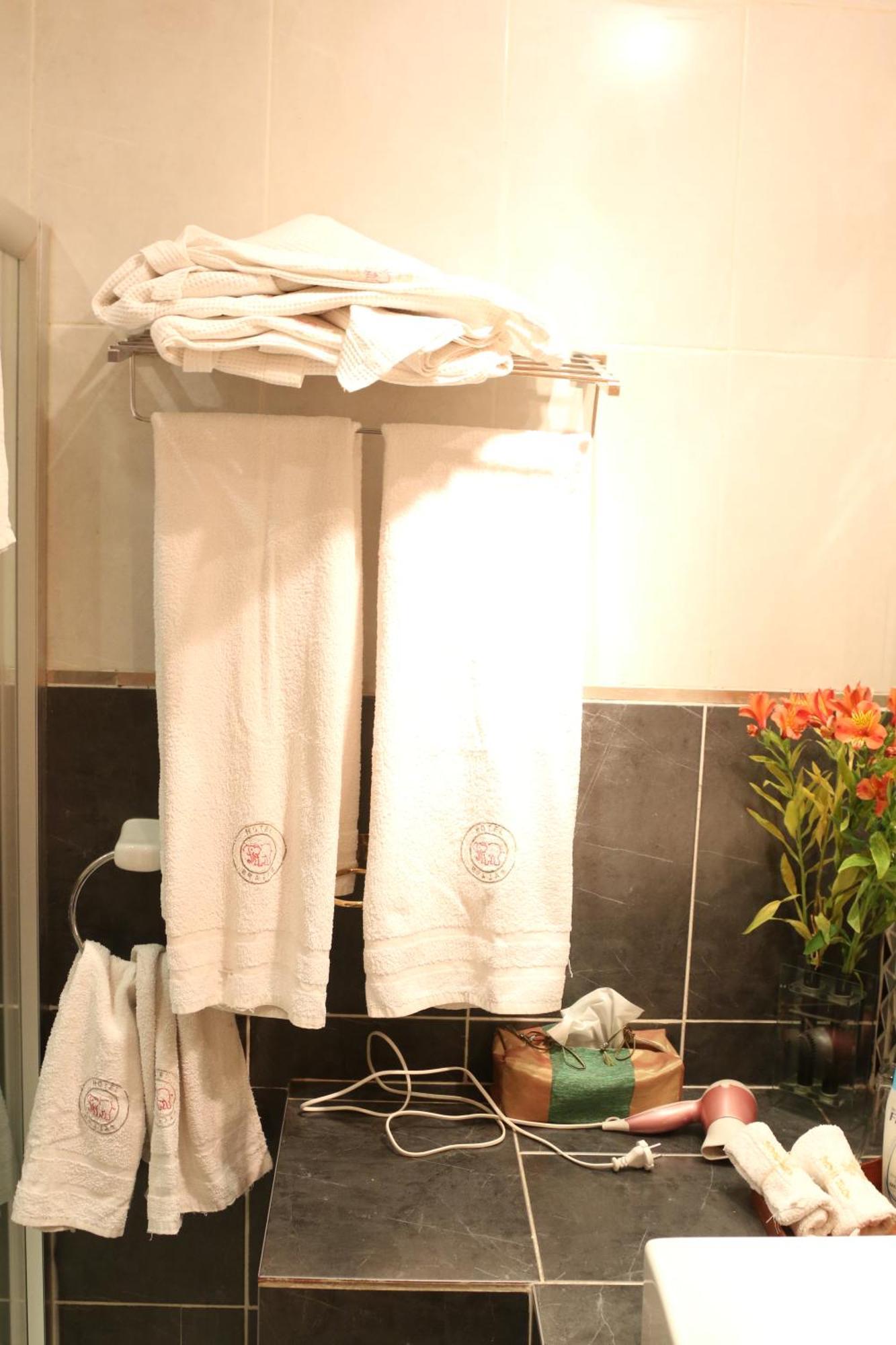 Hotel Brajas Antananarivo Bilik gambar