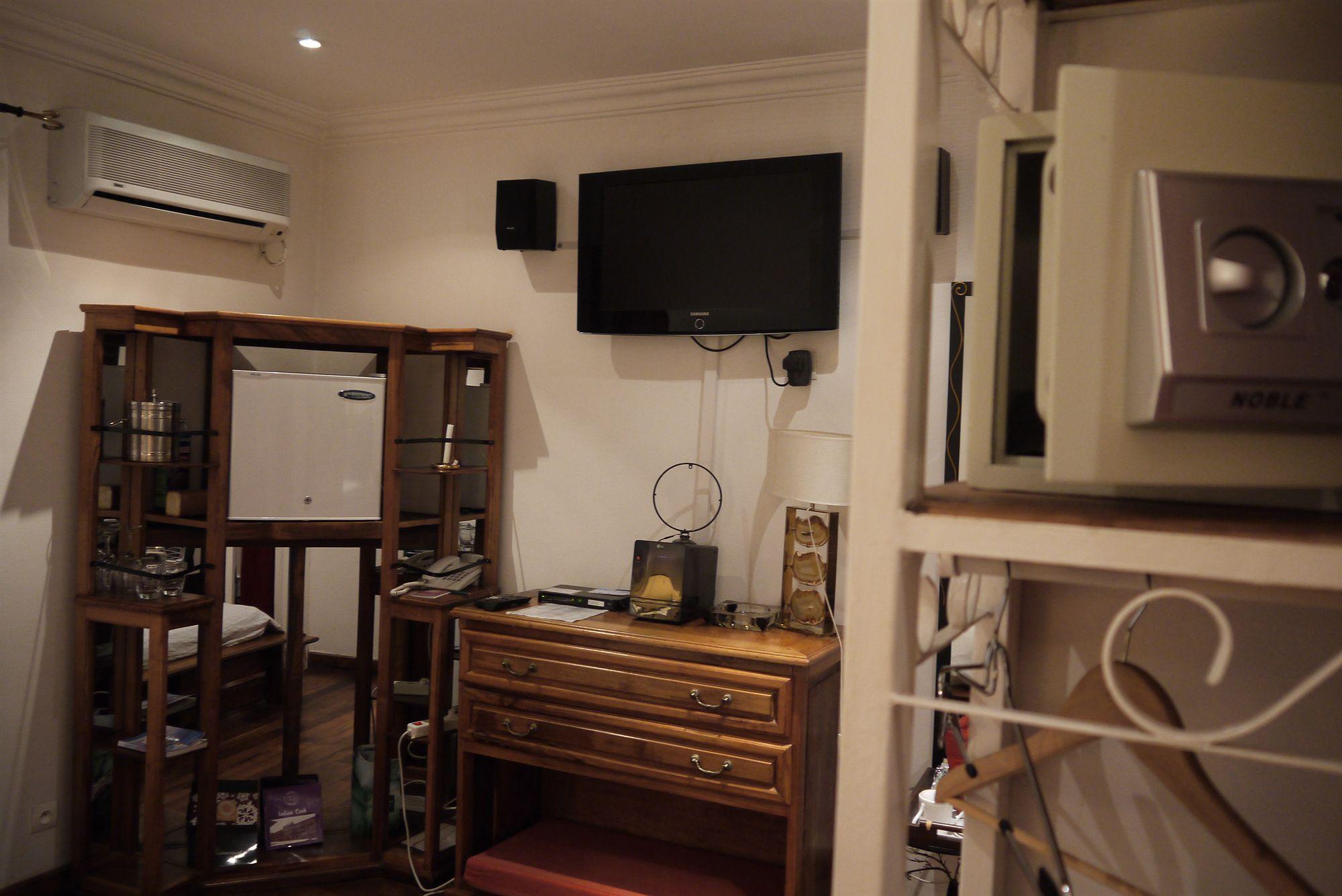 Hotel Brajas Antananarivo Luaran gambar